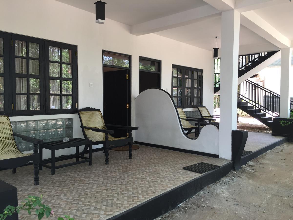 Flower Garden Eco Village Sigiriya Exterior foto